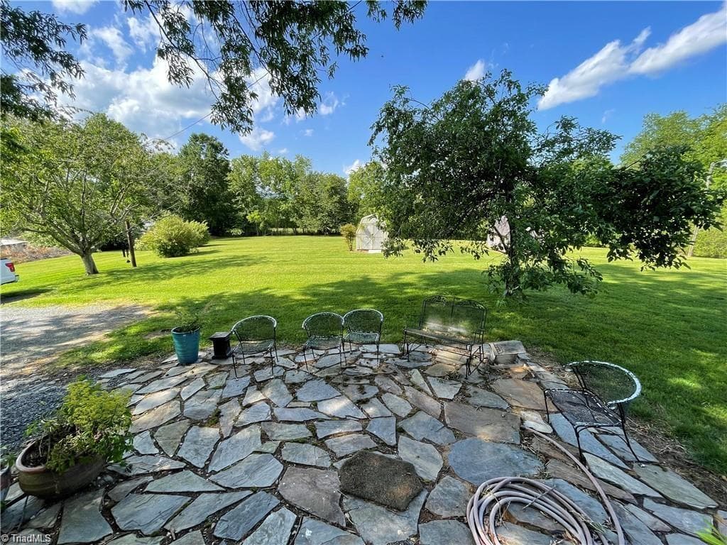 Investment at 313 E King Street, King NC 27021, King, photo 5 of 16