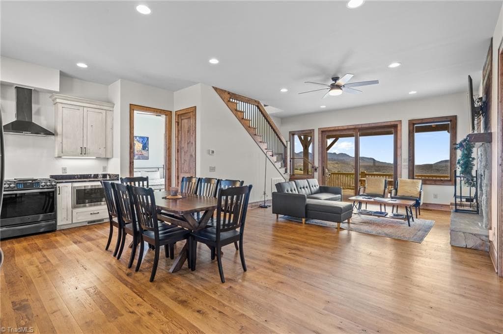 Stick/Site Built at 352 Great Sky Drive, Banner Elk NC 28604, Banner Elk, photo 13 of 26