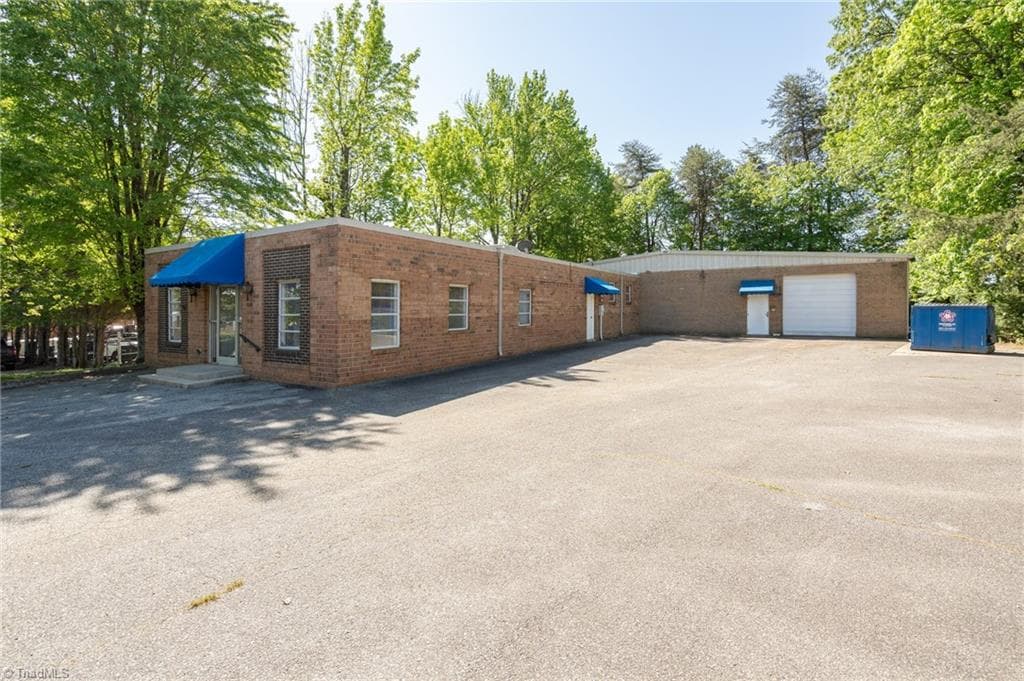 Industrial at 145 S Walnut Circle, Greensboro NC 27409, Greensboro, photo 5 of 94