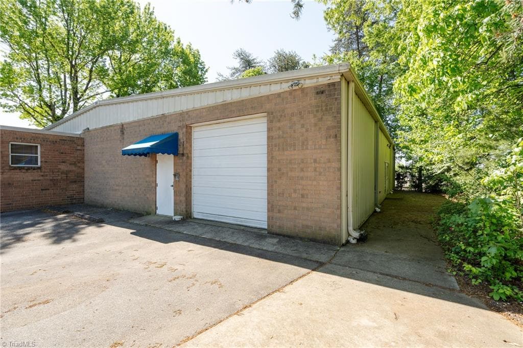 Industrial at 145 S Walnut Circle, Greensboro NC 27409, Greensboro, photo 7 of 94