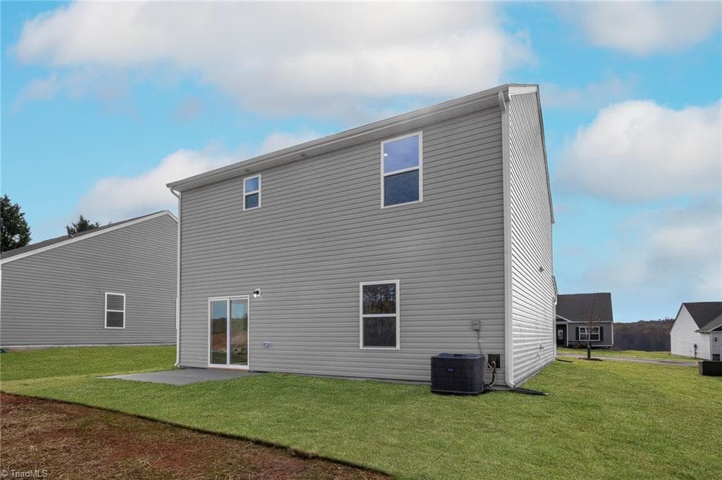 Stick/Site Built at 109 Courtland Drive, King NC 27021, photo 4 of 23