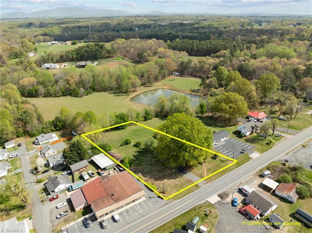 1 Ac E King Street, King NC 27021