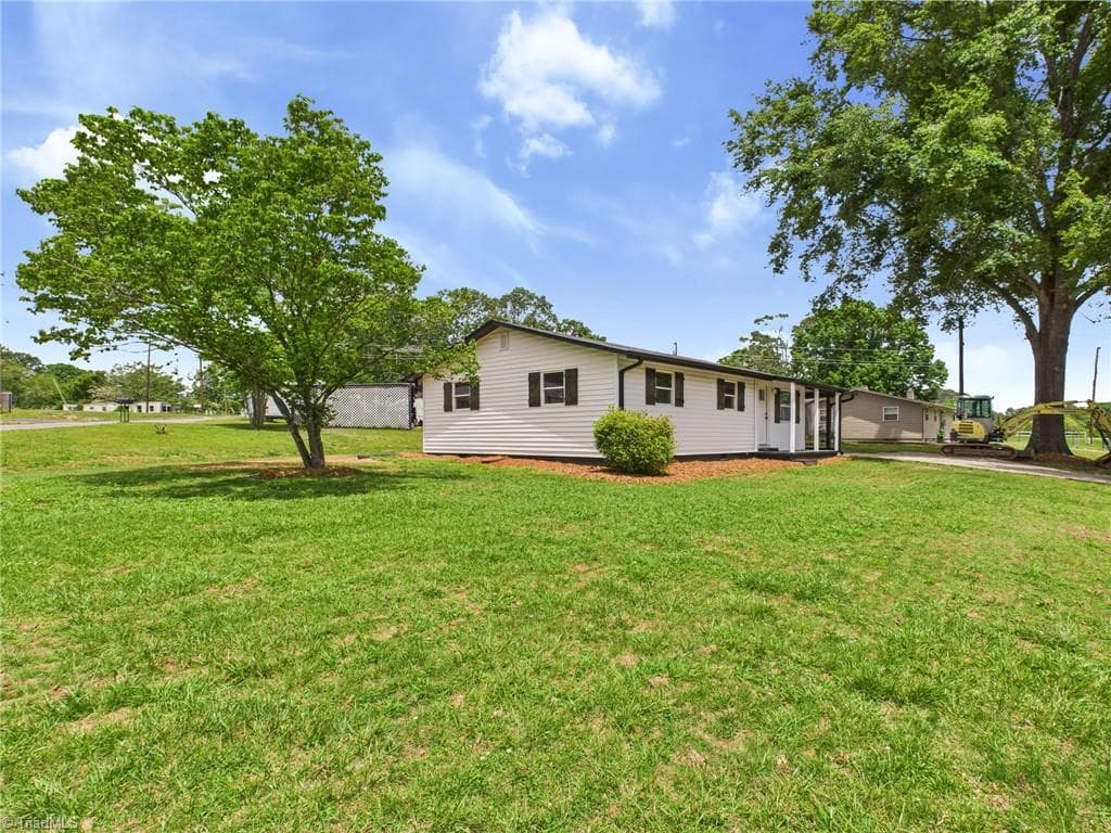 Stick/Site Built at 120 Hepler Road, Taylorsville NC 28681, Taylorsville, photo 3 of 20