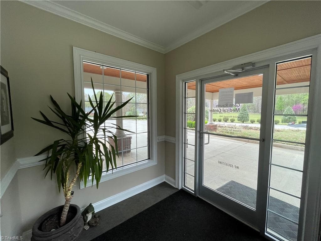 Medical at 1611 Flora Avenue, Burlington NC 27217, Burlington, photo 15 of 17