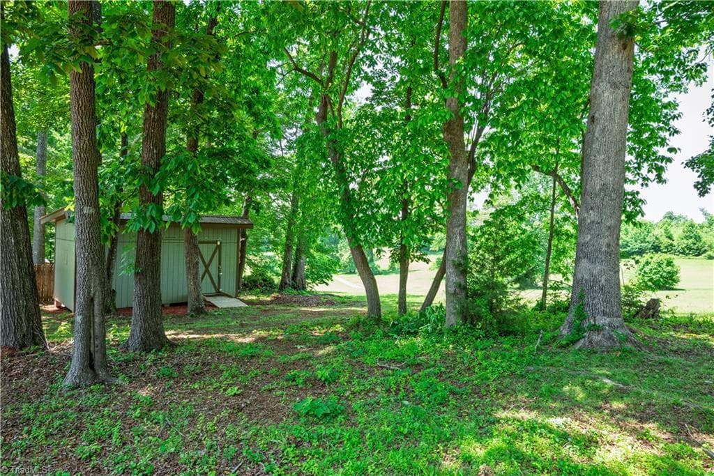 Stick/Site Built at 1625 Eagle Crest Drive, Pfafftown NC 27040, photo 13 of 38