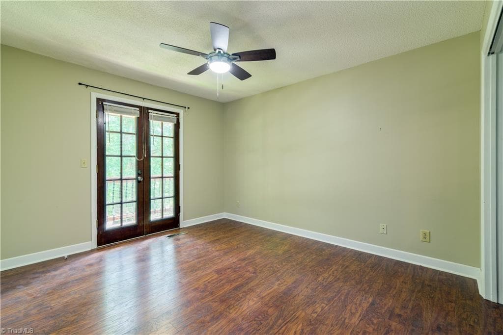 Stick/Site Built at 1625 Eagle Crest Drive, Pfafftown NC 27040, photo 26 of 38