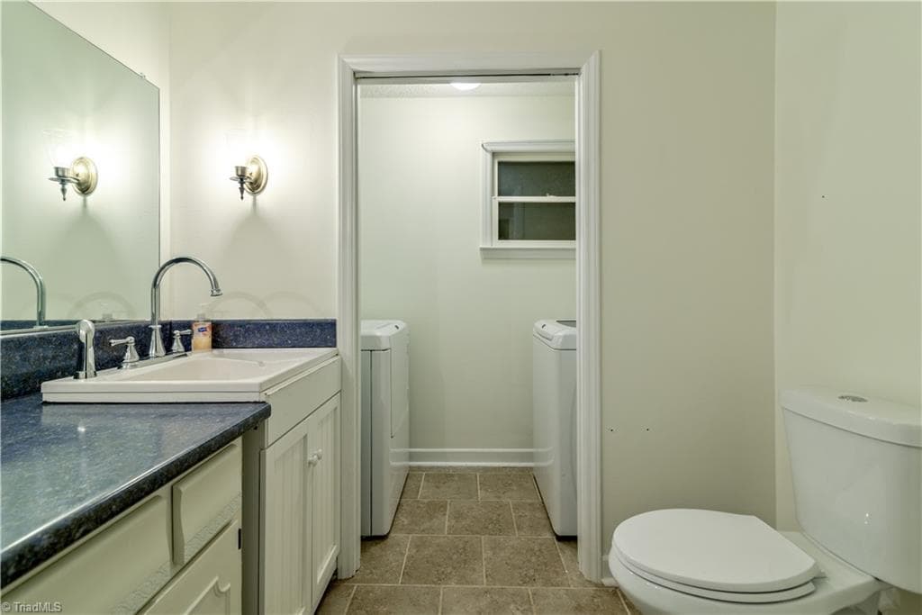 Stick/Site Built at 1625 Eagle Crest Drive, Pfafftown NC 27040, photo 34 of 38