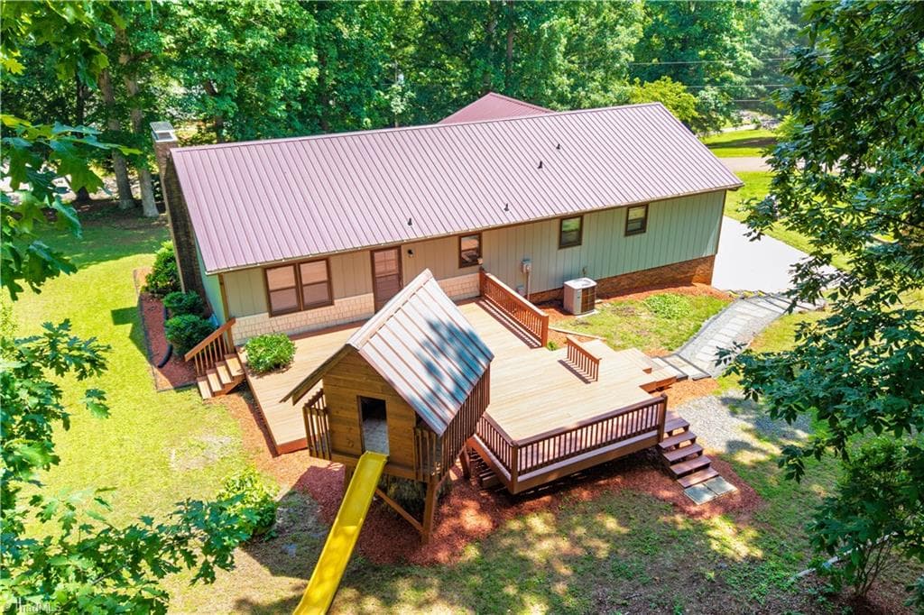 Stick/Site Built at 1625 Eagle Crest Drive, Pfafftown NC 27040, photo 10 of 38