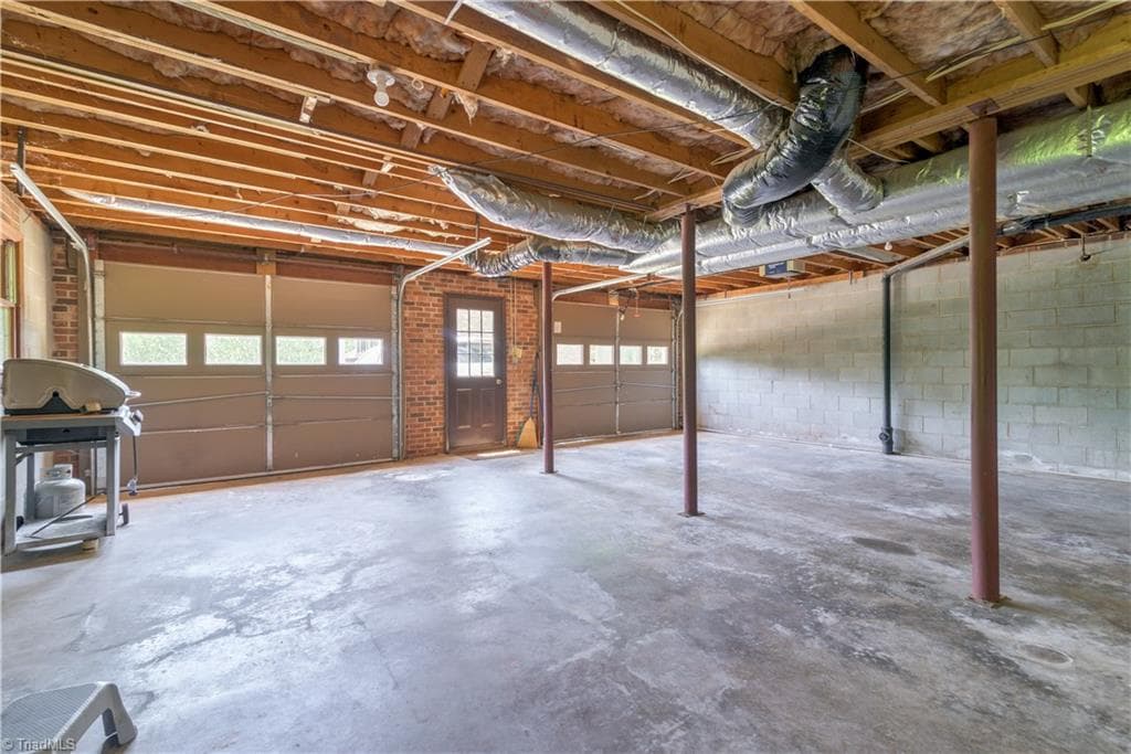Stick/Site Built at 1625 Eagle Crest Drive, Pfafftown NC 27040, photo 37 of 38