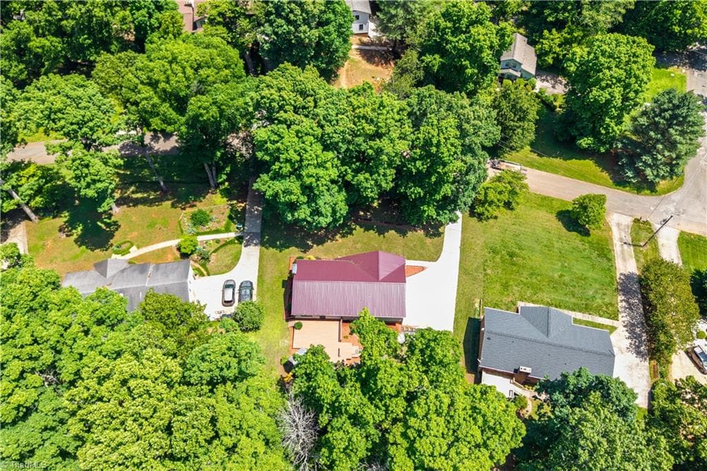 Stick/Site Built at 1625 Eagle Crest Drive, Pfafftown NC 27040, photo 11 of 38