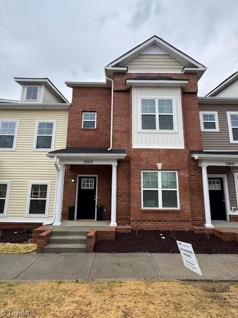 Stick/Site Built at 1902 Everitt Street, Greensboro NC 27401, photo 5 of 45