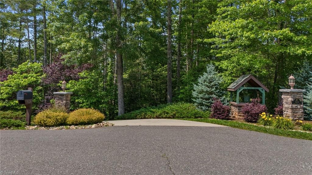 Stick/Site Built at 5626 Rocky Falls Lane, Lenoir NC 28645, Lenoir, photo 5 of 50