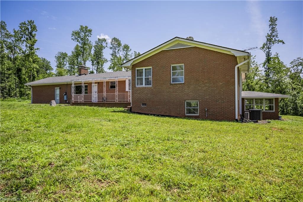 Stick/Site Built at 8521 US Highway 64 E, Ramseur NC 27316, photo 5 of 46