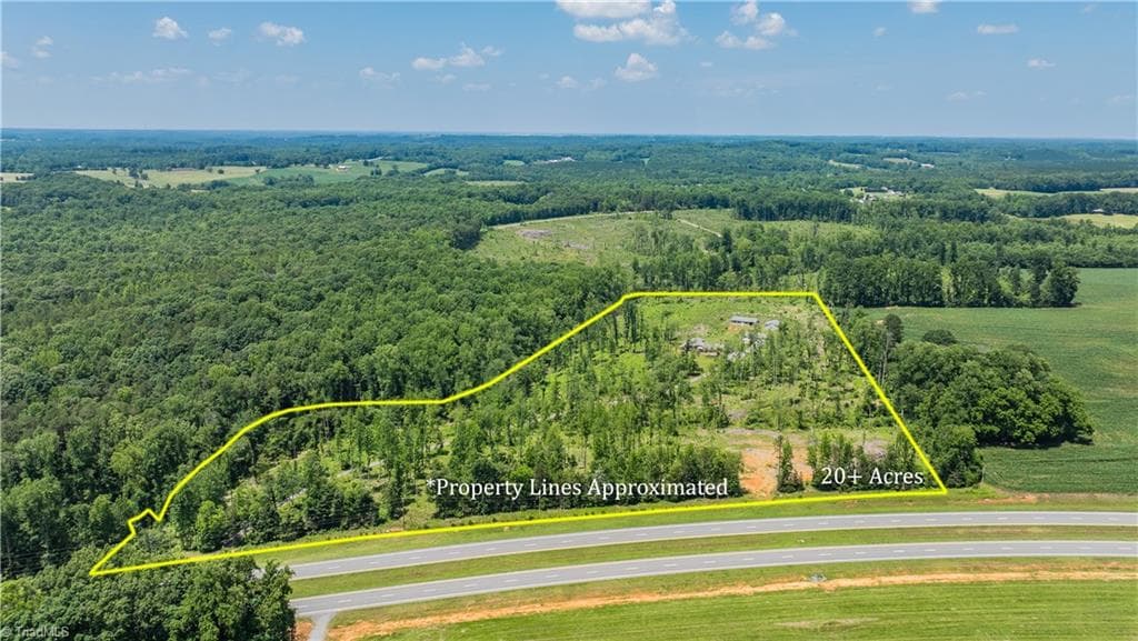 Stick/Site Built at 8521 US Highway 64 E, Ramseur NC 27316, photo 10 of 46