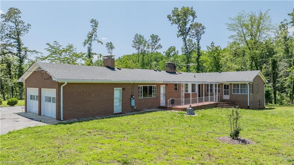 Stick/Site Built at 8521 US Highway 64 E, Ramseur NC 27316, photo 4 of 46