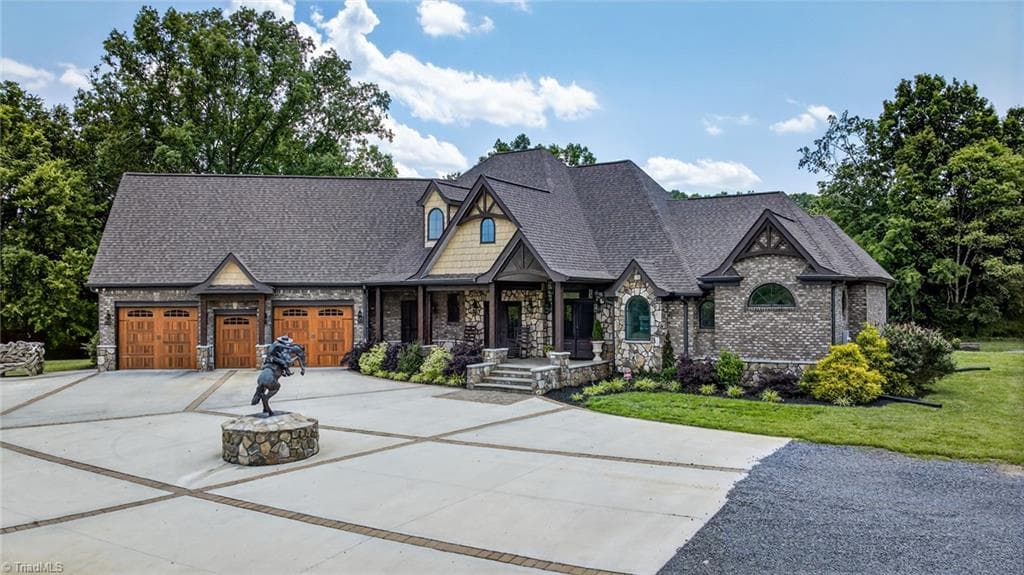 2643 NC Highway 801, Mocksville NC 27028
