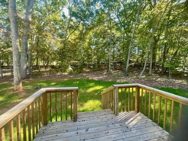 Manufactured Home at 152 Lester Drive, Lexington NC 27292, photo 20 of 27