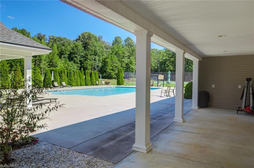 000 Harborgate Drive, Denton NC 27239