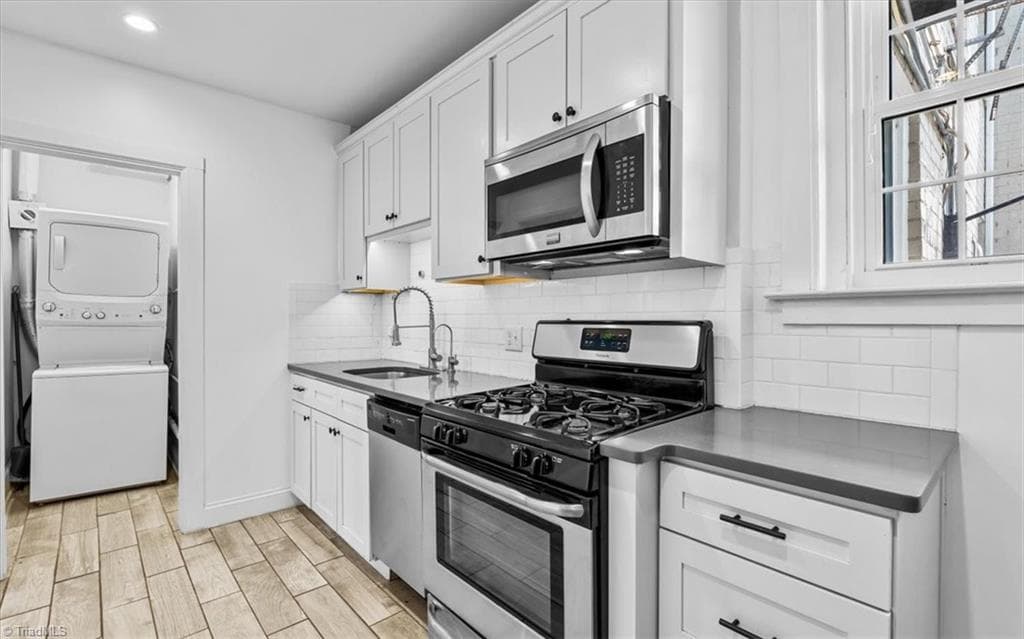 Stick/Site Built at 1013 N Elm Street # C6, Greensboro NC 27401, photo 7 of 18