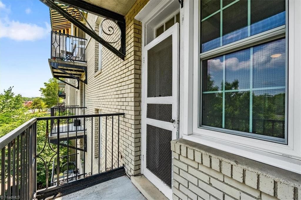 Stick/Site Built at 1013 N Elm Street # C6, Greensboro NC 27401, photo 18 of 18