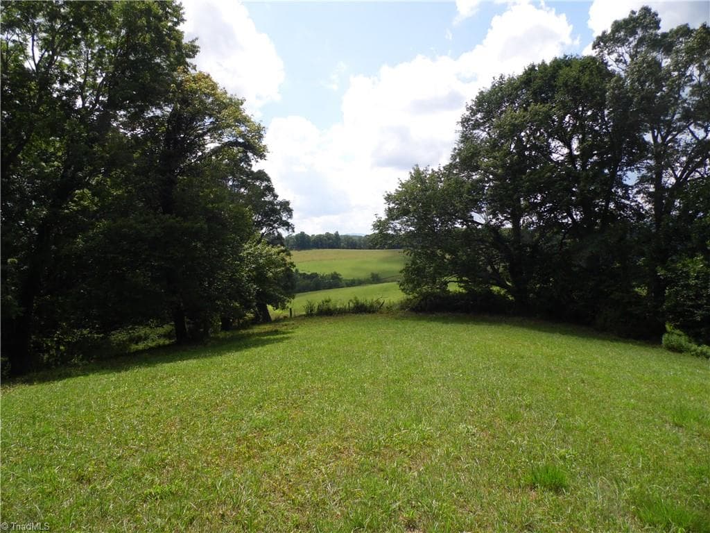 Unimproved Land at TBD Glendale Court, Laurel Springs NC 28644, photo 6 of 19