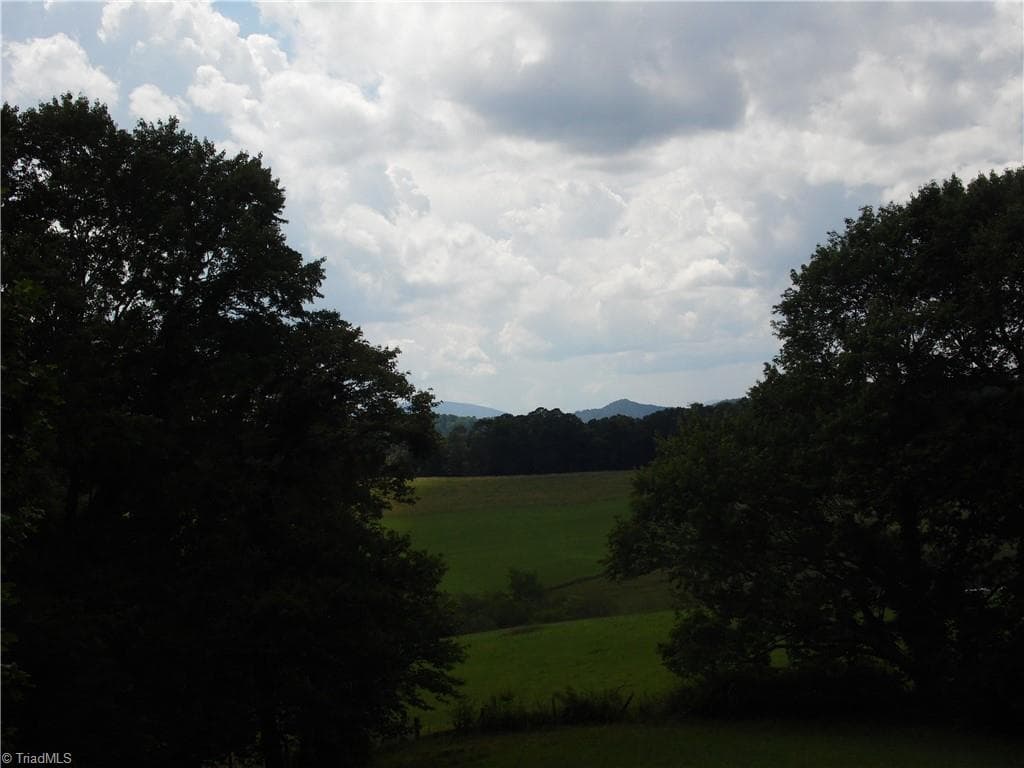 Unimproved Land at TBD Glendale Court, Laurel Springs NC 28644, photo 5 of 19