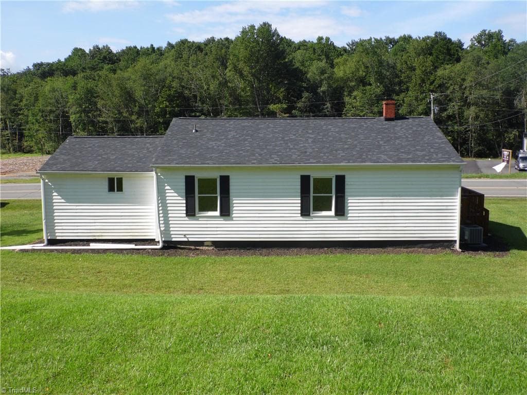 Stick/Site Built at 569 N Sparta Parkway, Sparta NC 28675, photo 28 of 32