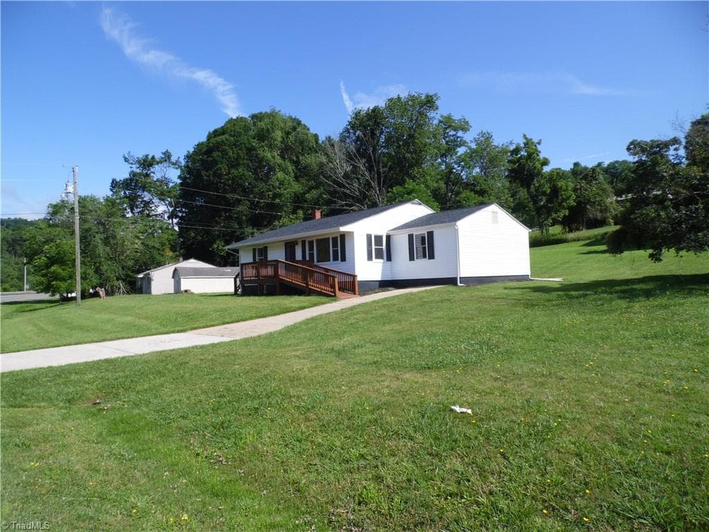 Stick/Site Built at 569 N Sparta Parkway, Sparta NC 28675, photo 24 of 32
