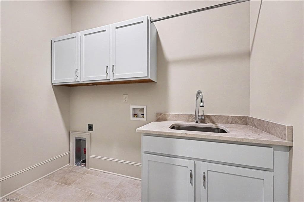 Stick/Site Built at 16 Creswell Manor Drive, Greensboro NC 27407, photo 35 of 47