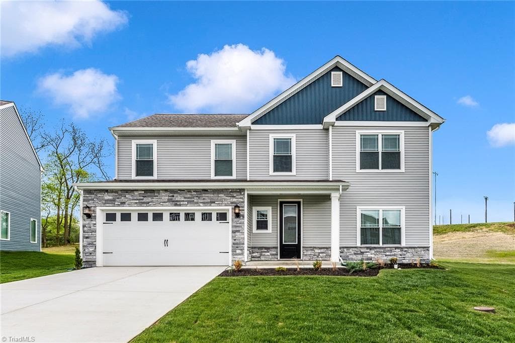 Stick/Site Built at 3453 Robindale Drive, Winston-Salem NC 27107, Winston-Salem, photo 23 of 26