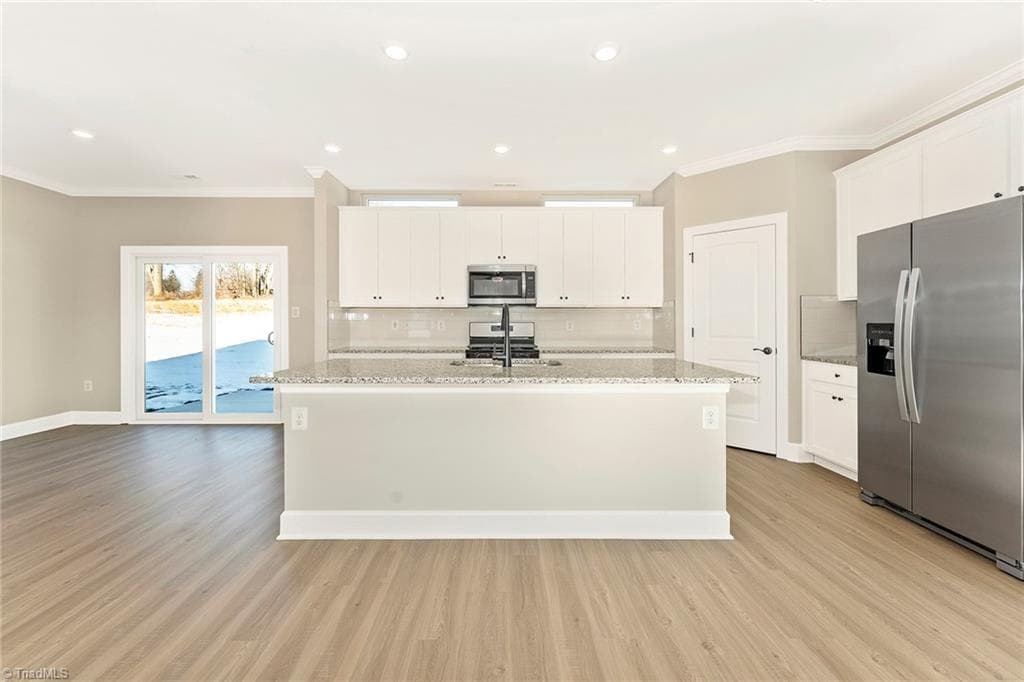Stick/Site Built at 3453 Robindale Drive, Winston-Salem NC 27107, Winston-Salem, photo 6 of 26