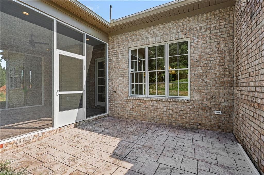 Stick/Site Built at 14 Creswell Manor Drive, Greensboro NC 27407, photo 34 of 37