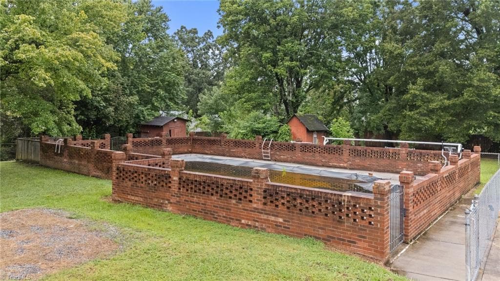 Stick/Site Built at 217 Moon Street, Thomasville NC 27360, photo 23 of 31