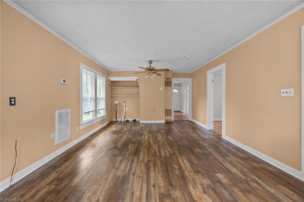 Stick/Site Built at 217 Moon Street, Thomasville NC 27360, photo 13 of 31