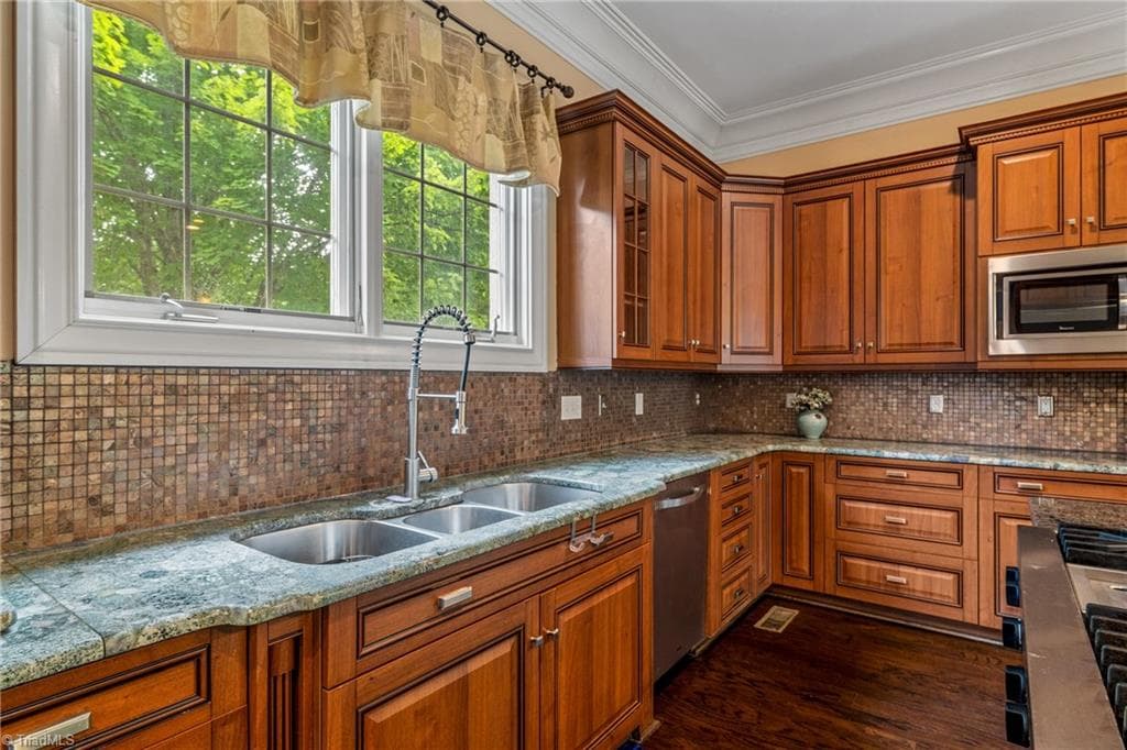 Stick/Site Built at 5603 Monk Court, Summerfield NC 27358, photo 15 of 50