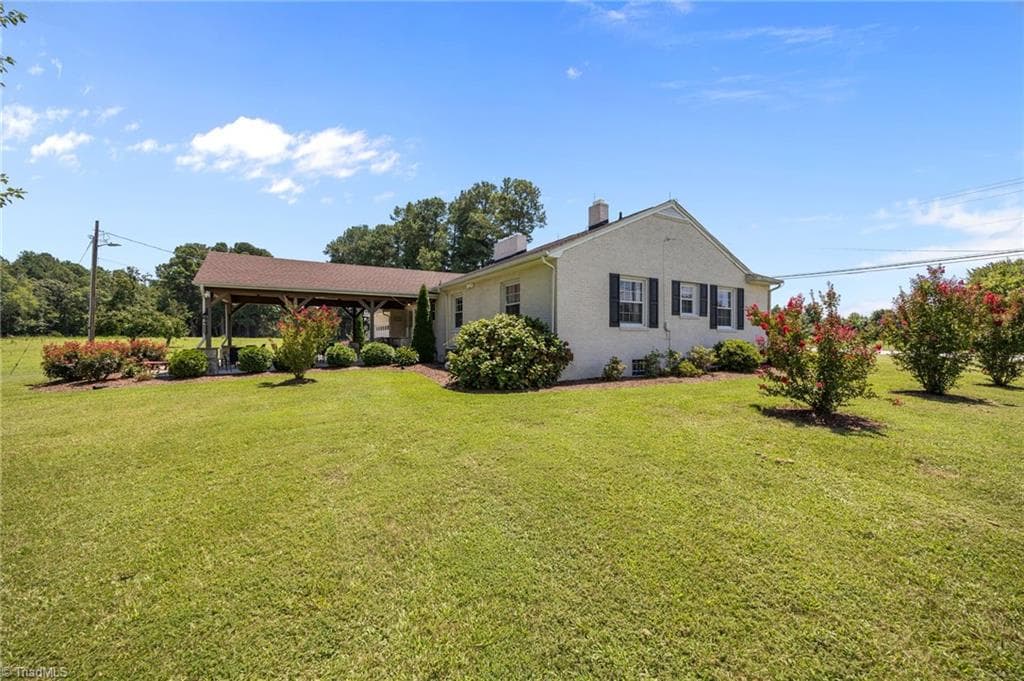 Stick/Site Built at 9256 US Highway 311, Archdale NC 27263, photo 8 of 50