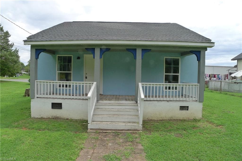 816 Olympia Street, Lexington NC 27295