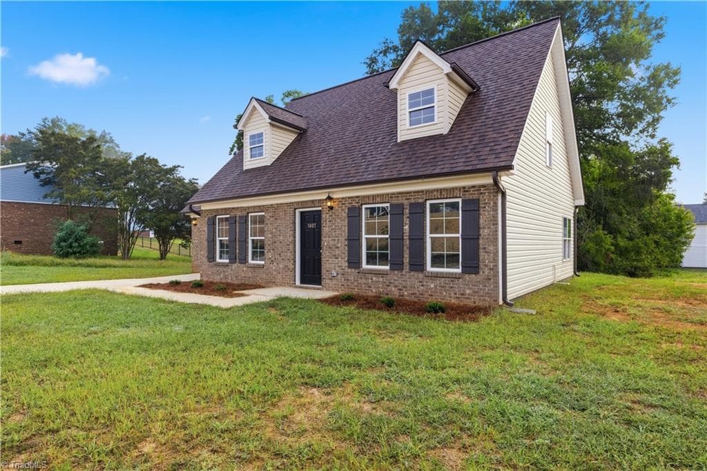 Stick/Site Built at 1607 N Cleveland Avenue, Winston-Salem NC 27105, Winston-Salem, photo 6 of 22