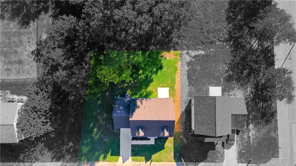 Stick/Site Built at 1607 N Cleveland Avenue, Winston-Salem NC 27105, Winston-Salem, photo 7 of 22