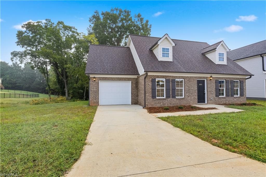 1607 N Cleveland Avenue, Winston-Salem NC 27105