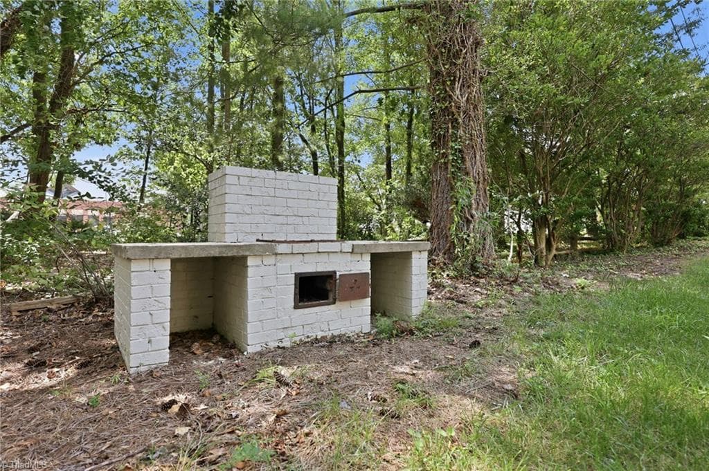 Stick/Site Built at 2804 Edgewood Avenue, Burlington NC 27215-4453, Burlington, photo 37 of 44