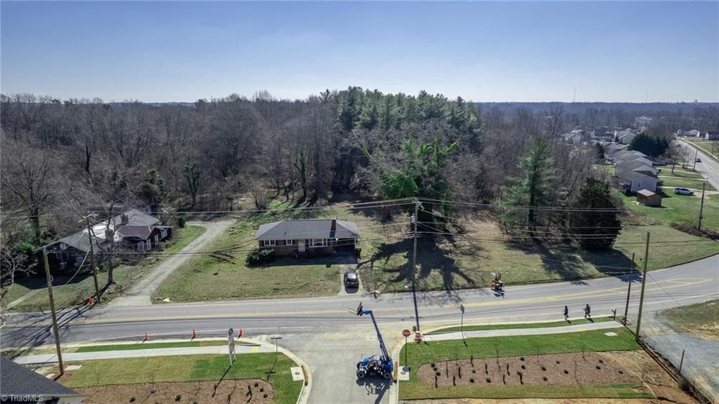 Multi Family at 2012 Mcknight Mill Road, Greensboro NC 27405, Greensboro, photo 3 of 18