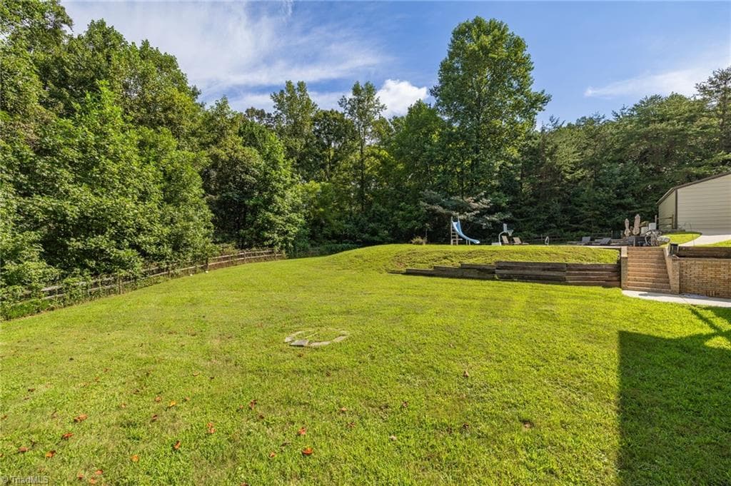 Stick/Site Built at 9127 County Line Road, Kernersville NC 27284, photo 38 of 48