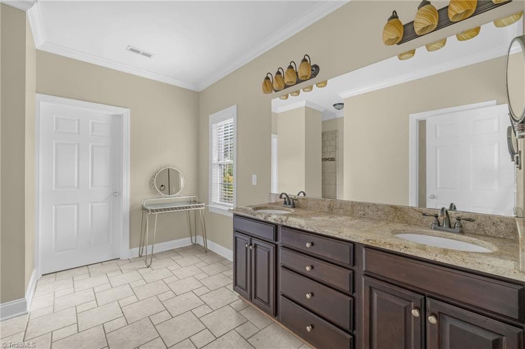 Stick/Site Built at 9127 County Line Road, Kernersville NC 27284, photo 19 of 48