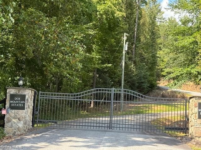 16 Turkey Trail, McGrady NC 28649