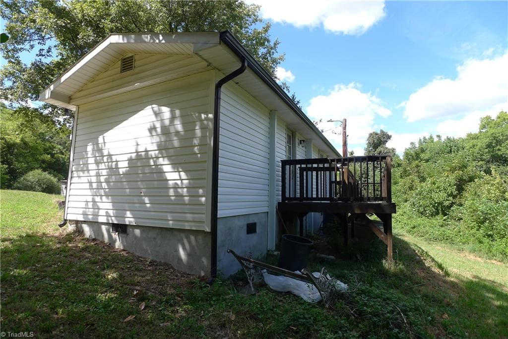 Manufactured Home at 116 Pond Street, Lexington NC 27292, Lexington, photo 31 of 38