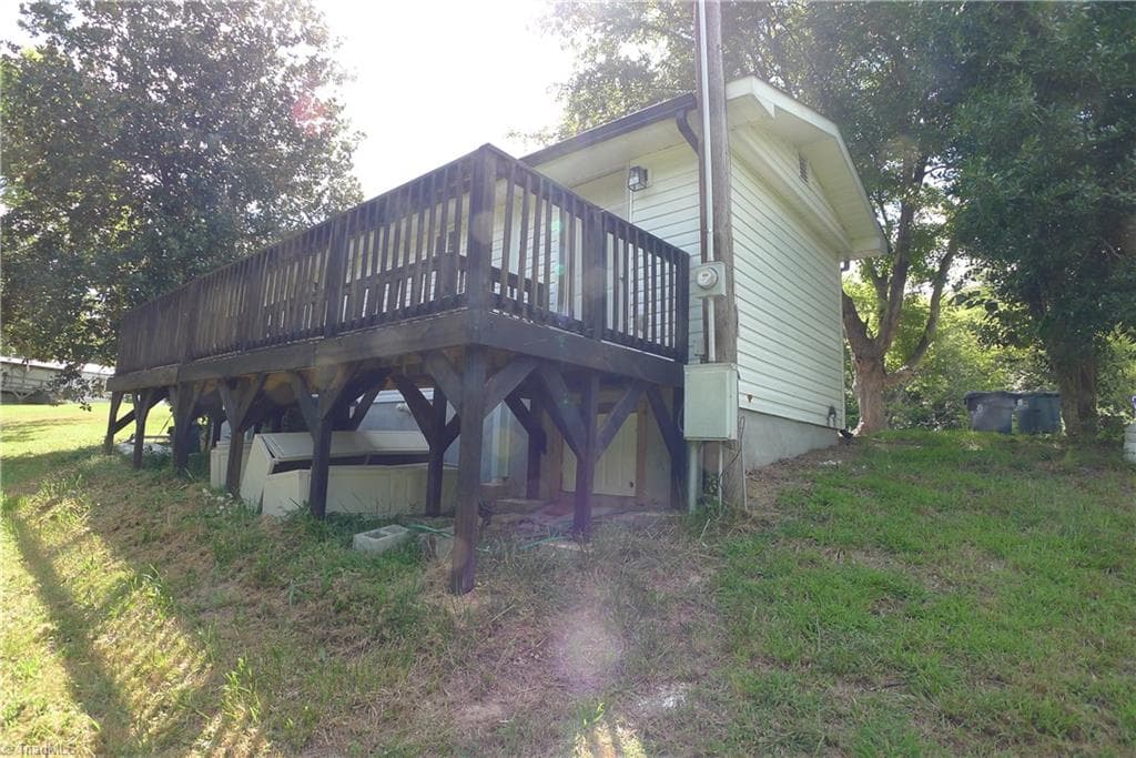 Manufactured Home at 116 Pond Street, Lexington NC 27292, Lexington, photo 35 of 38