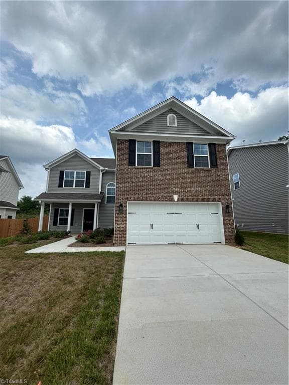 Stick/Site Built at 3520 Wilcox Court, Greensboro NC 27405, photo 3 of 20