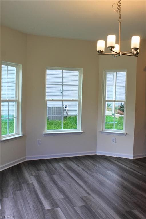 Stick/Site Built at 3522 Wilcox Court, Greensboro NC 27405, photo 3 of 10