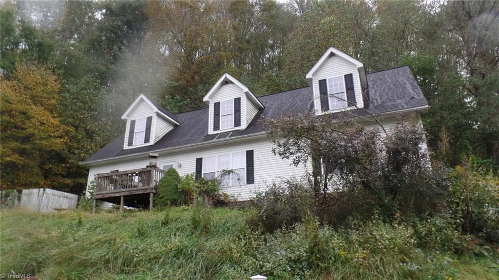 1073 Ed Little Road, Warrensville NC 28693